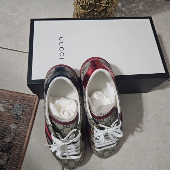 Authentic men gucci sneaker - Picture 3 of 5